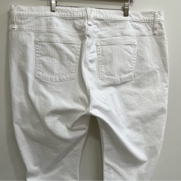 POINT SUR J. Crew High Rise Slim Boy Distressed White Jeans Plus Size 37 US 22 - Picture 6 of 16